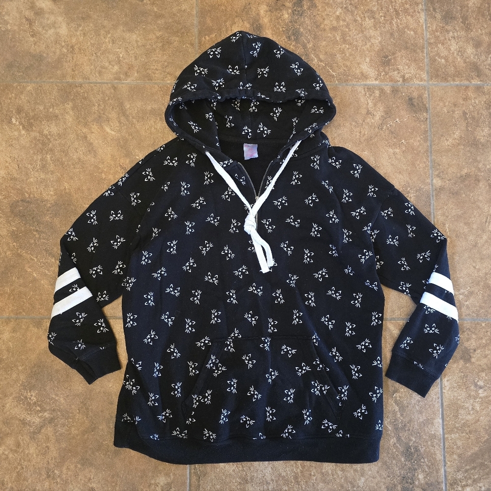 Black Kitty Face | NOBO | Hoodie Long Sleeve